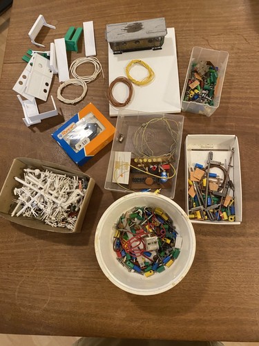 Modelleisenbahnzubehör - ,