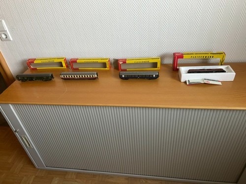 Eisenbahn mit zubehör - ho,